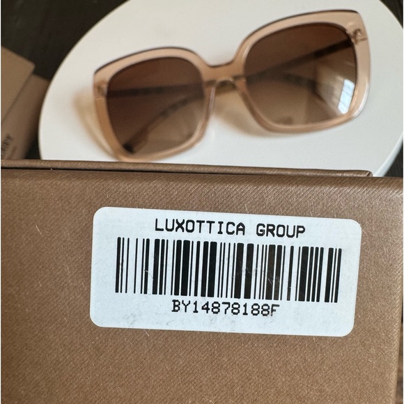 BNIB Authentic Burberry BE4323 “Caroll” Sunglasses-Peach/Gradient Brown/Nova Chk - Picture 12 of 17